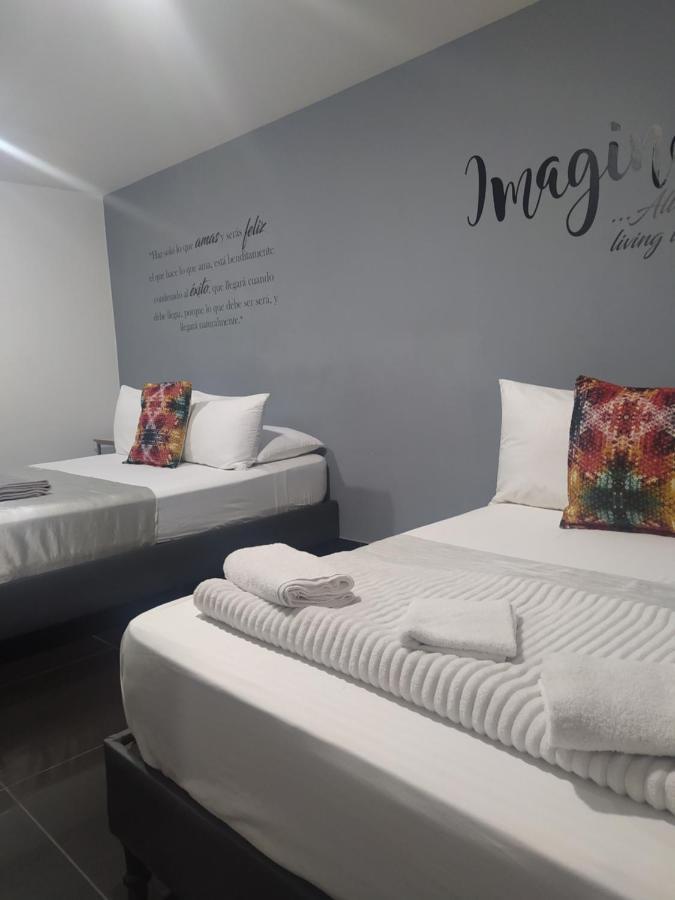 Hotel Aura Medellin Bagian luar foto