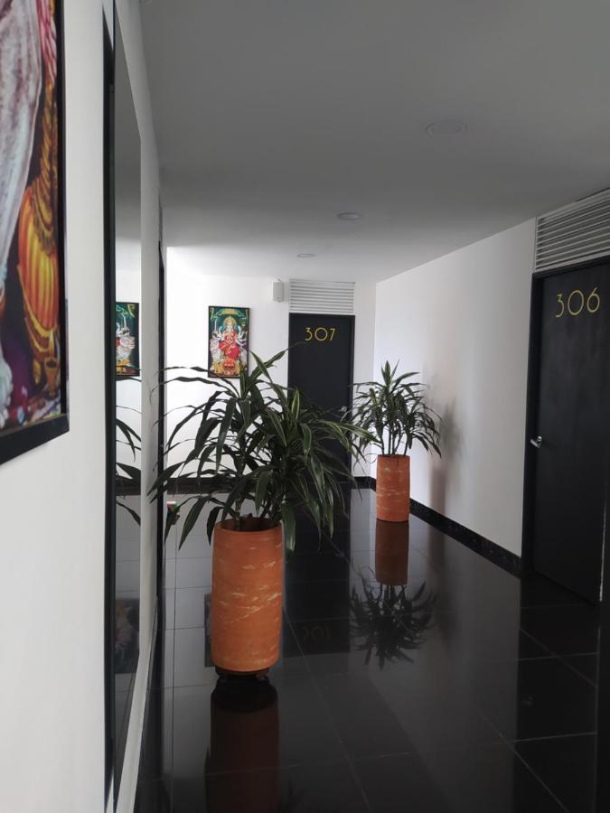 Hotel Aura Medellin Bagian luar foto