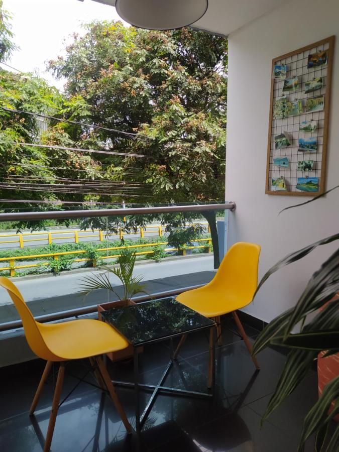 Hotel Aura Medellin Bagian luar foto
